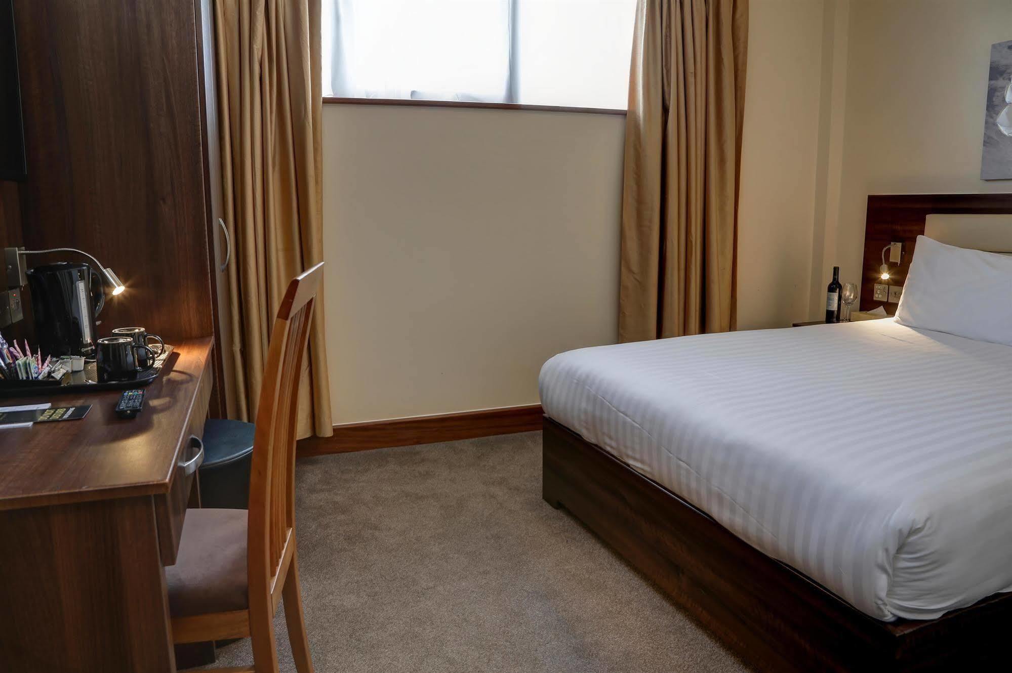 Airlink Hotel Hayes  Esterno foto
